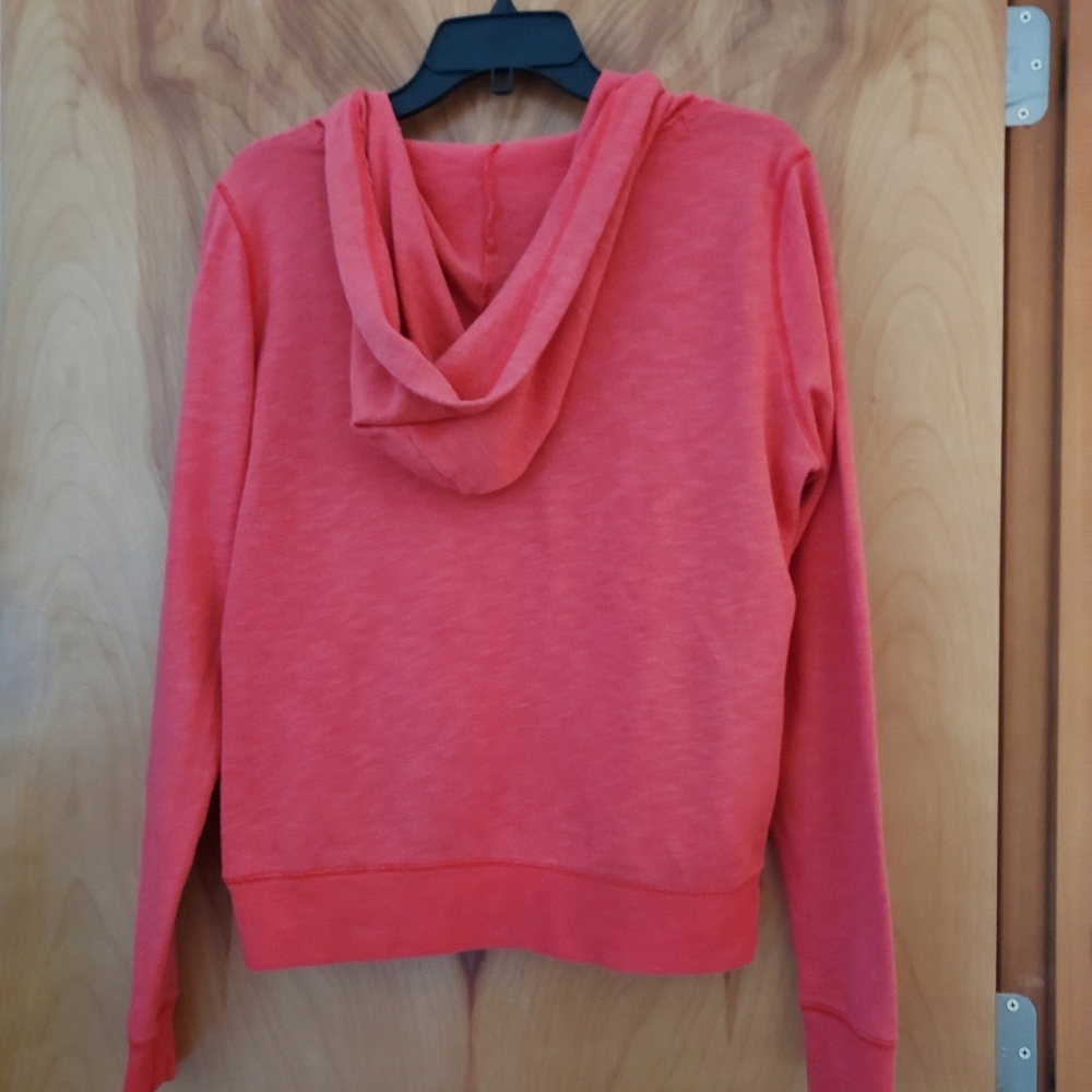 Pink brand hoodie - Picture 2 of 6